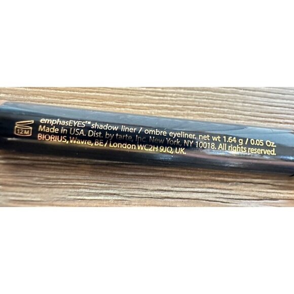 tarte EmphasEYES Silk Shadow Liner Matte Tan 0.05 oz - Picture 5 of 5